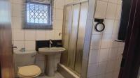 Bathroom 1 of property in Sea View 