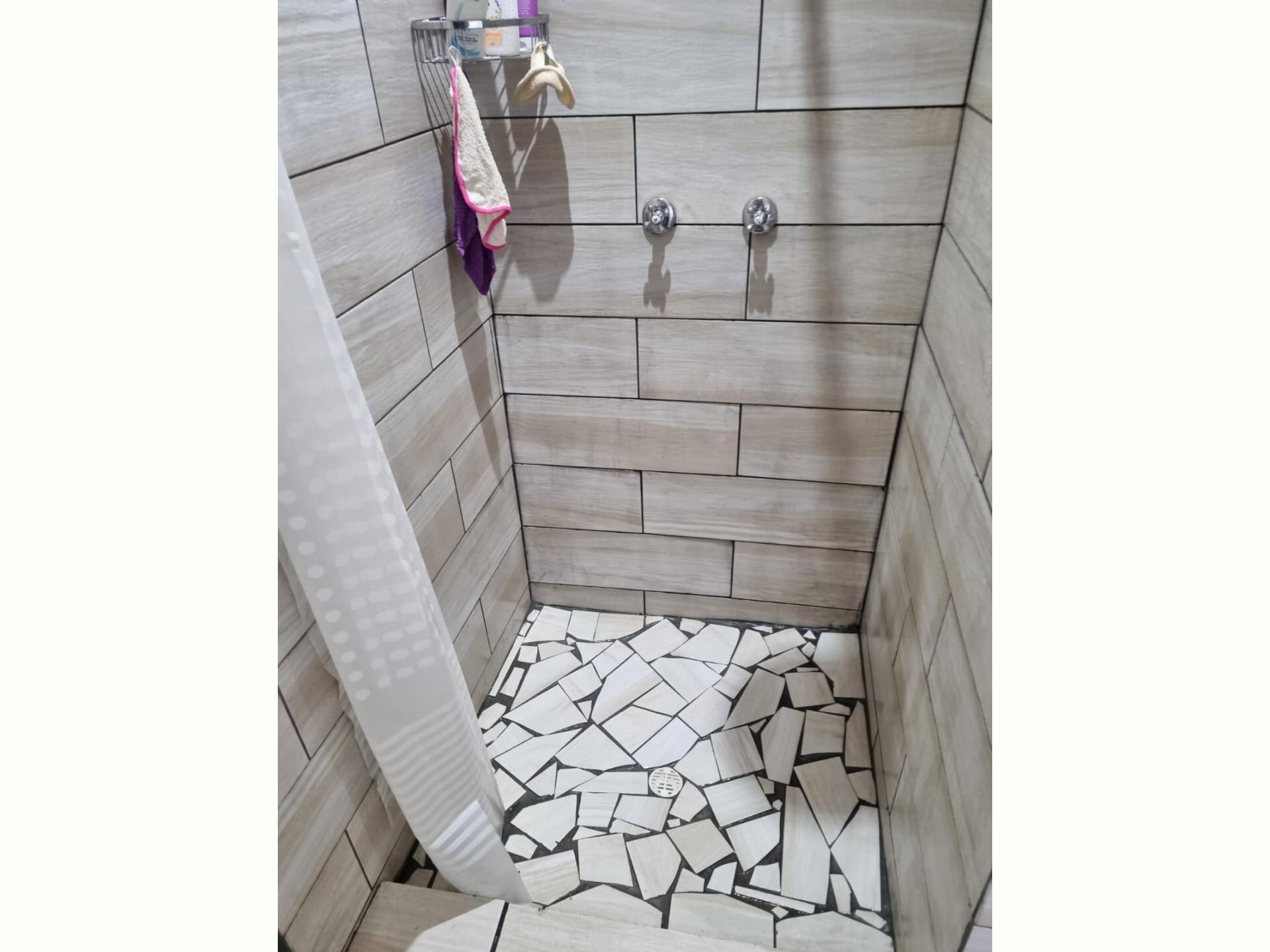  of property in Uniondale