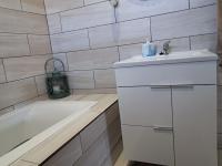  of property in Uniondale