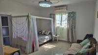 Bed Room 1 of property in Genazano