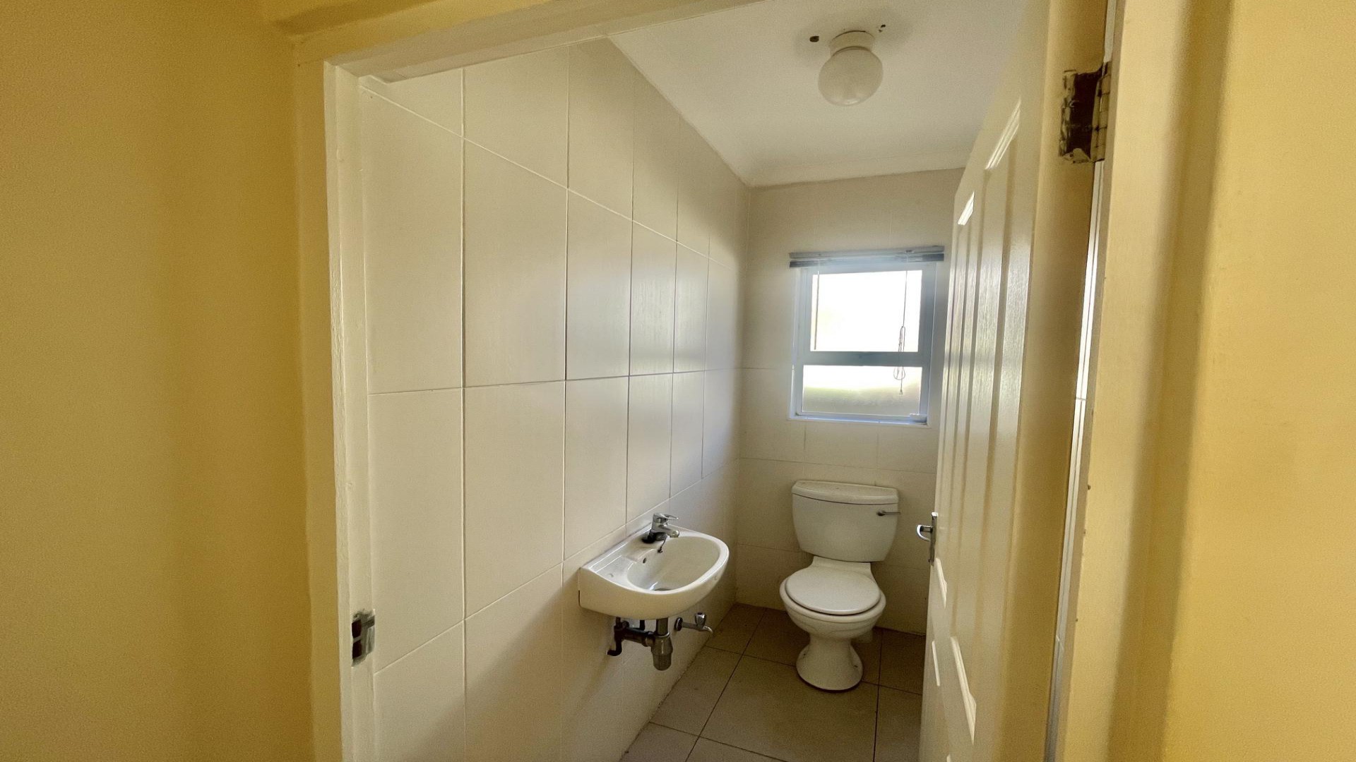 Guest Toilet of property in Avoca