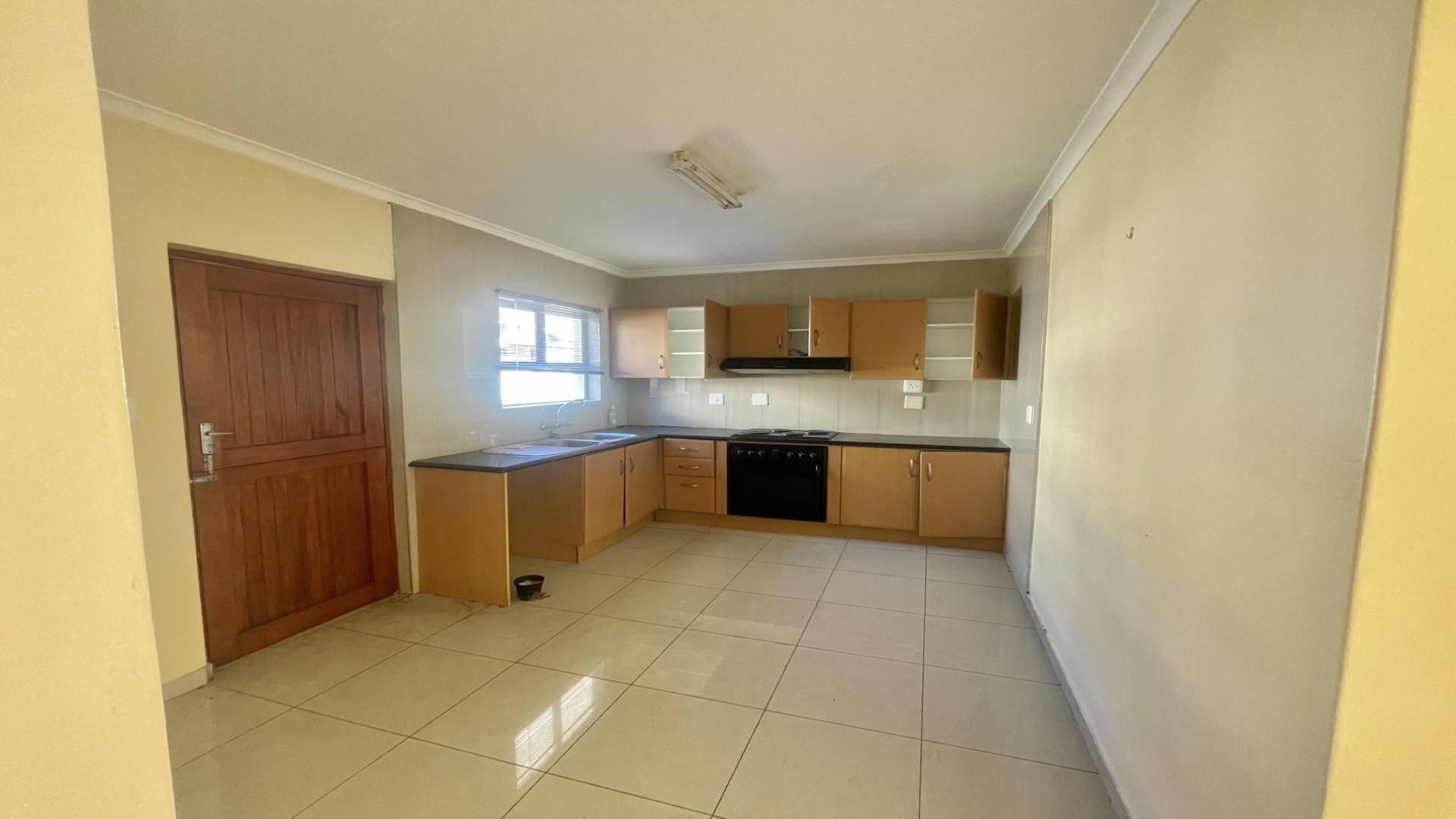 Kitchen of property in Avoca