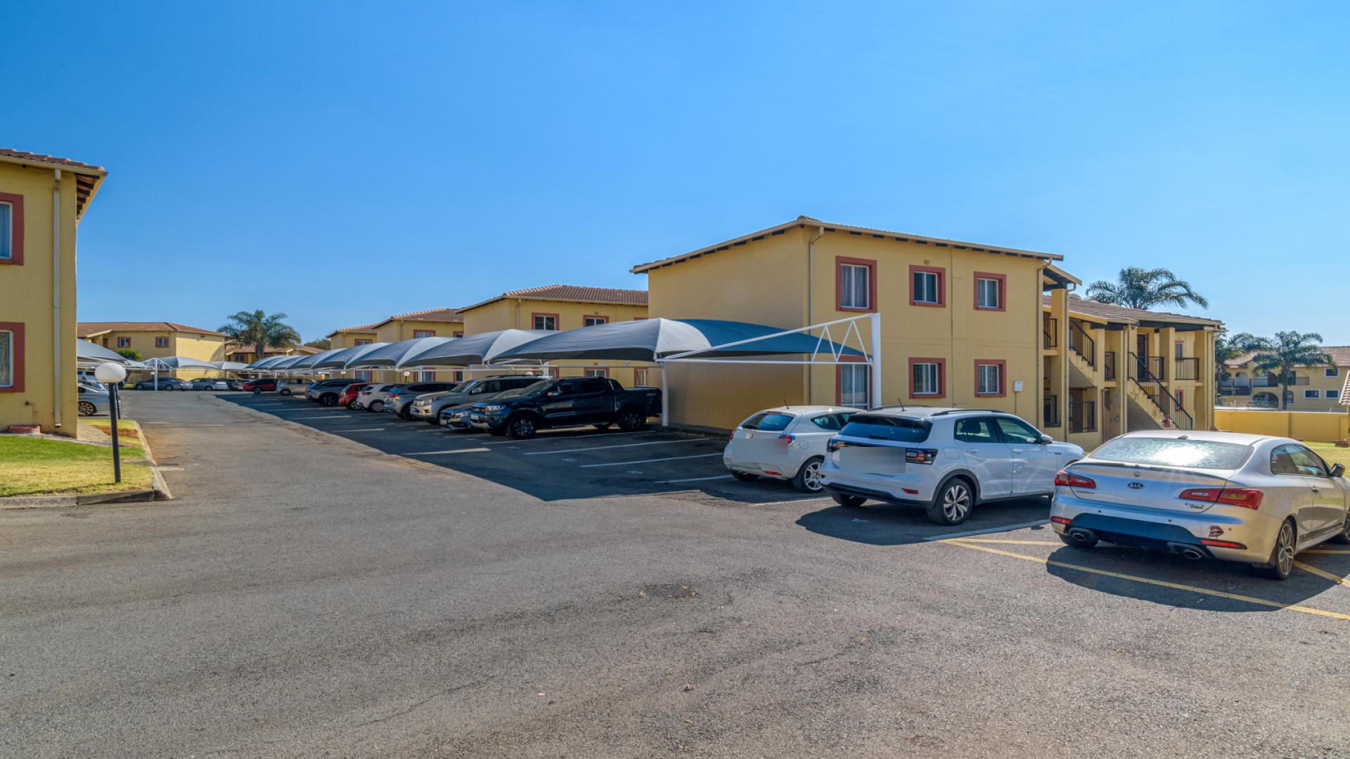 Carport  of property in Sundowner