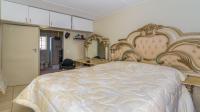 Bed Room 1 of property in Sundowner