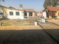  of property in De Deur