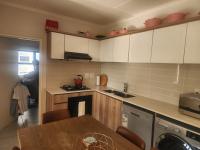  of property in Crowthorne AH