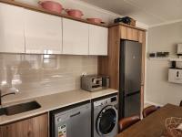  of property in Crowthorne AH