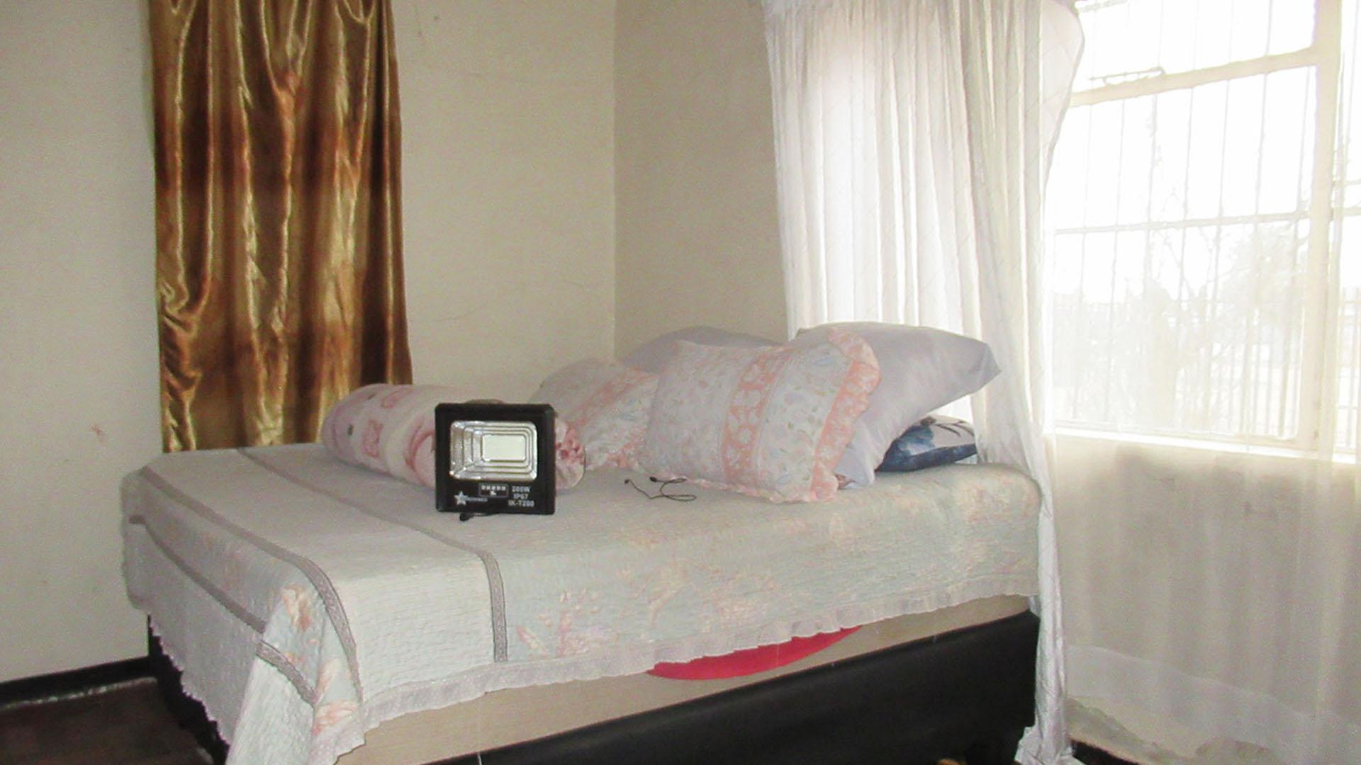 Bed Room 3 - 14 square meters of property in South Hills