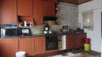 Kitchen - 17 square meters of property in South Hills