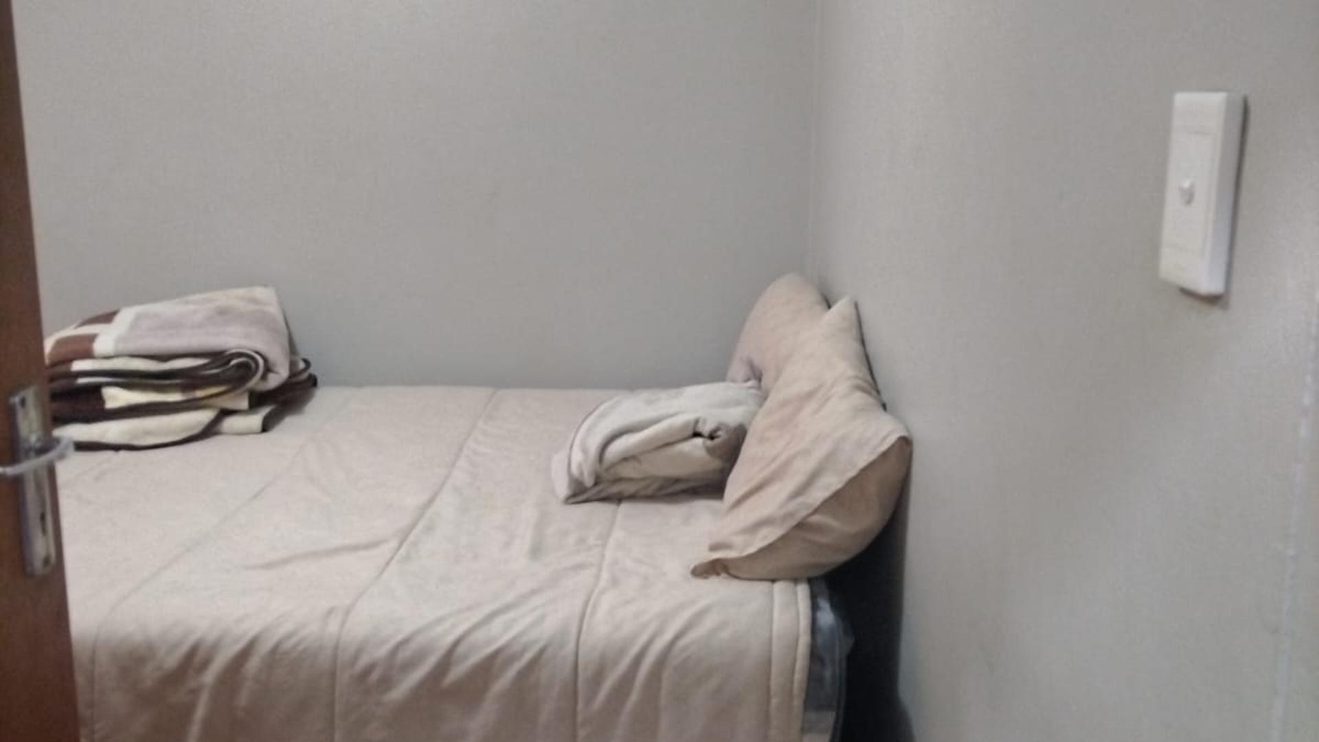 Bed Room 2 of property in Silverton