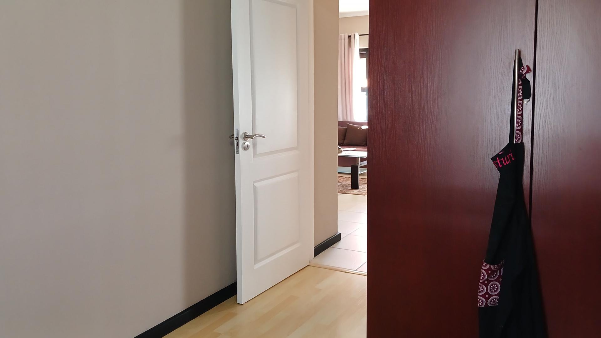 Bed Room 2 of property in Greenstone Hill
