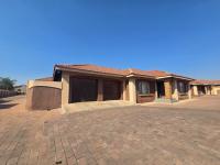  of property in Bendor