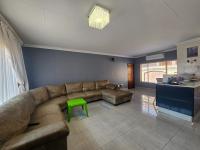  of property in Bendor