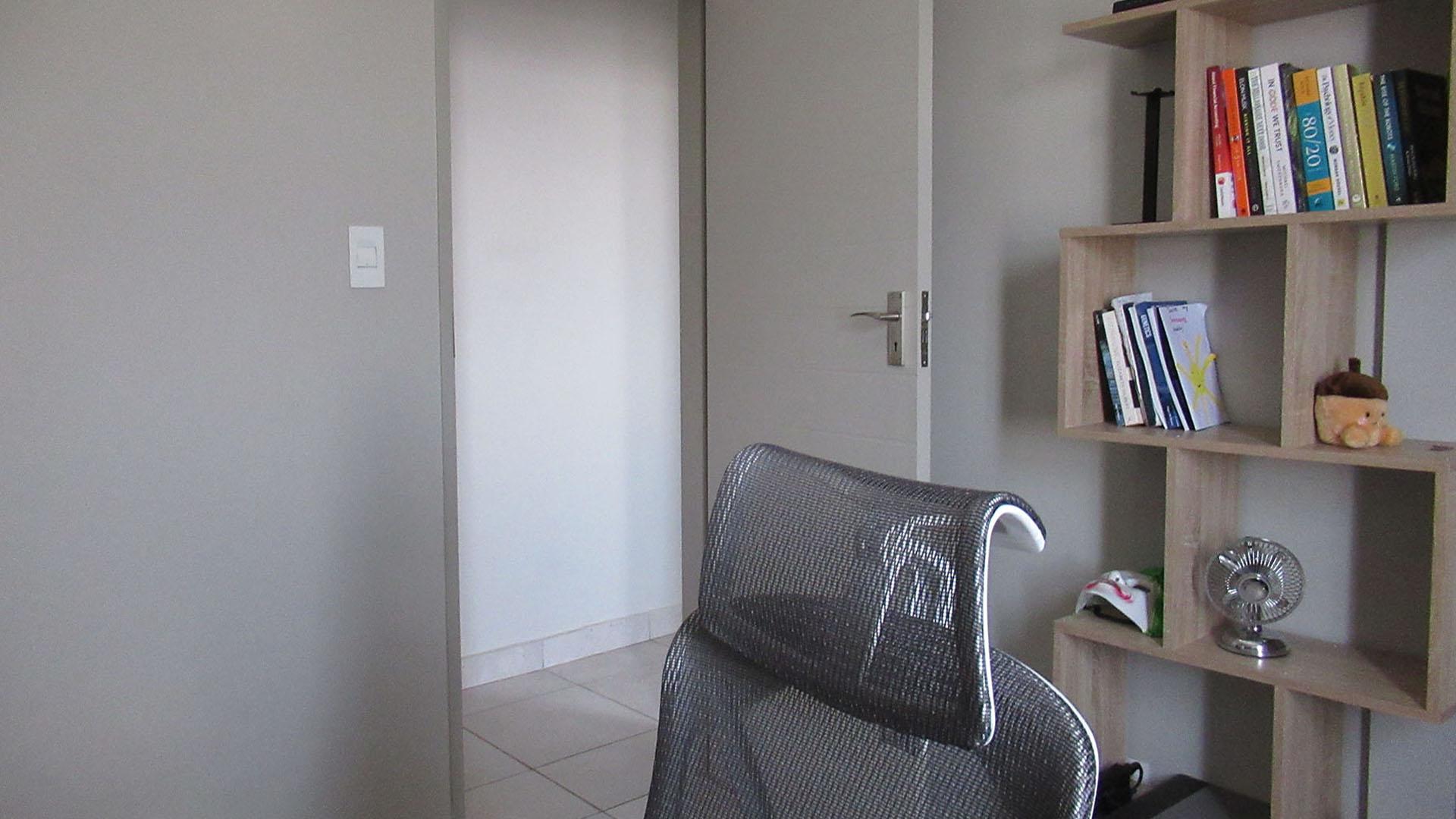 Study - 8 square meters of property in Cosmo City
