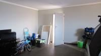 Garage - 41 square meters of property in Cosmo City
