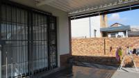 Patio - 8 square meters of property in Cosmo City
