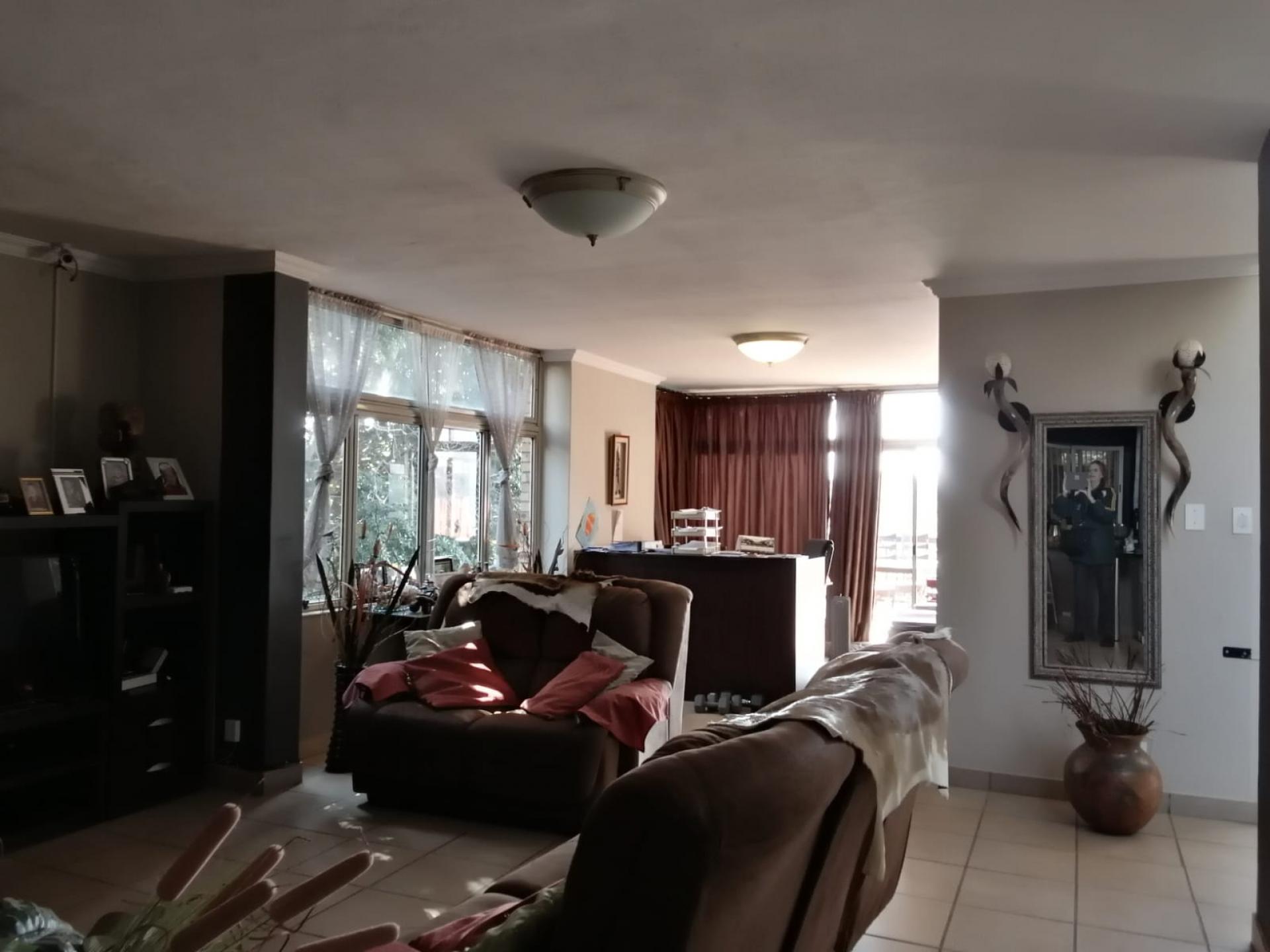  of property in Die Wilgers