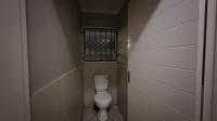 Bathroom 1 of property in Clewer