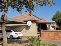 2 Bedroom 1 Bathroom Simplex for Sale for sale in The Reeds