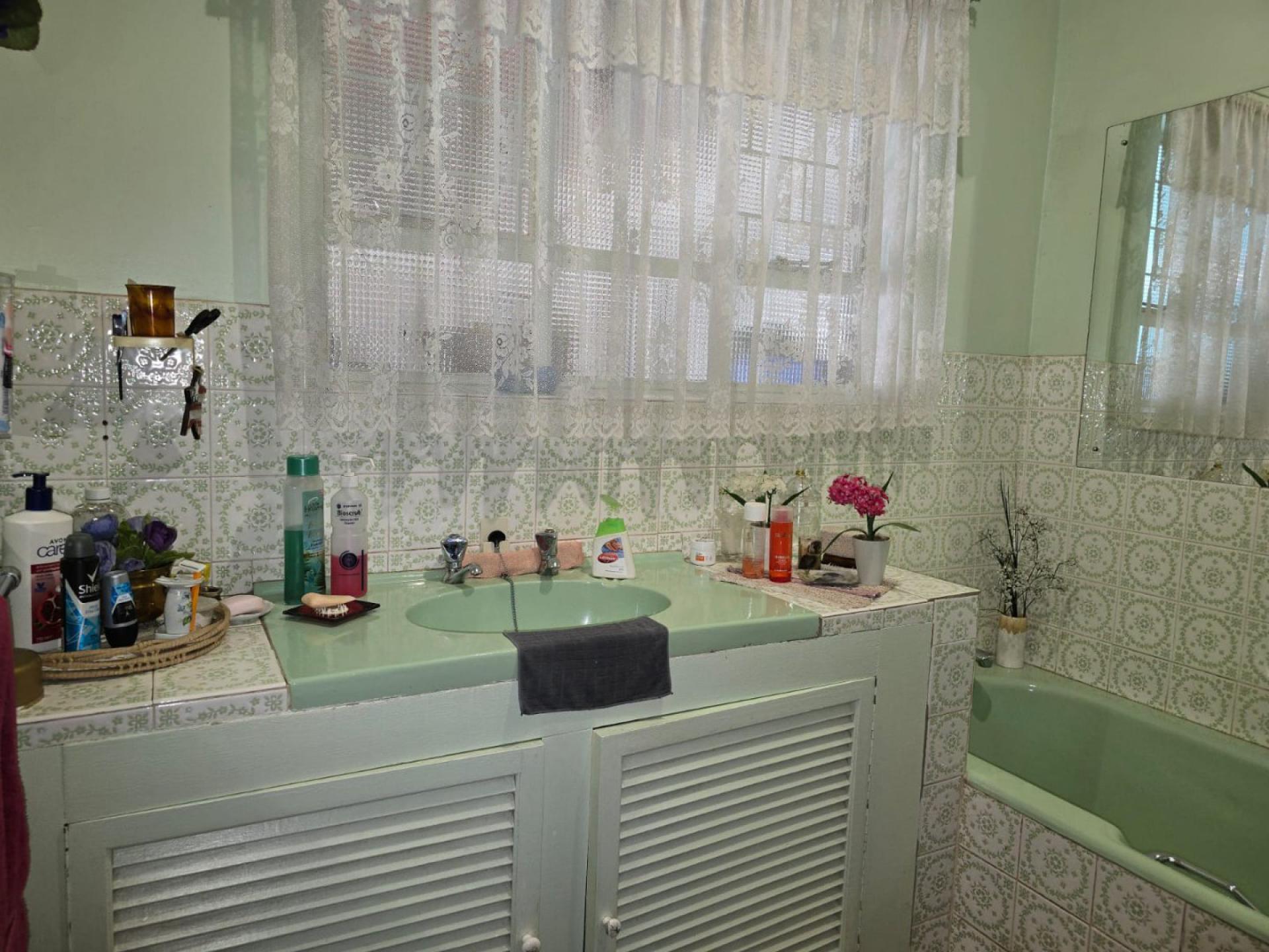  of property in Arcon Park