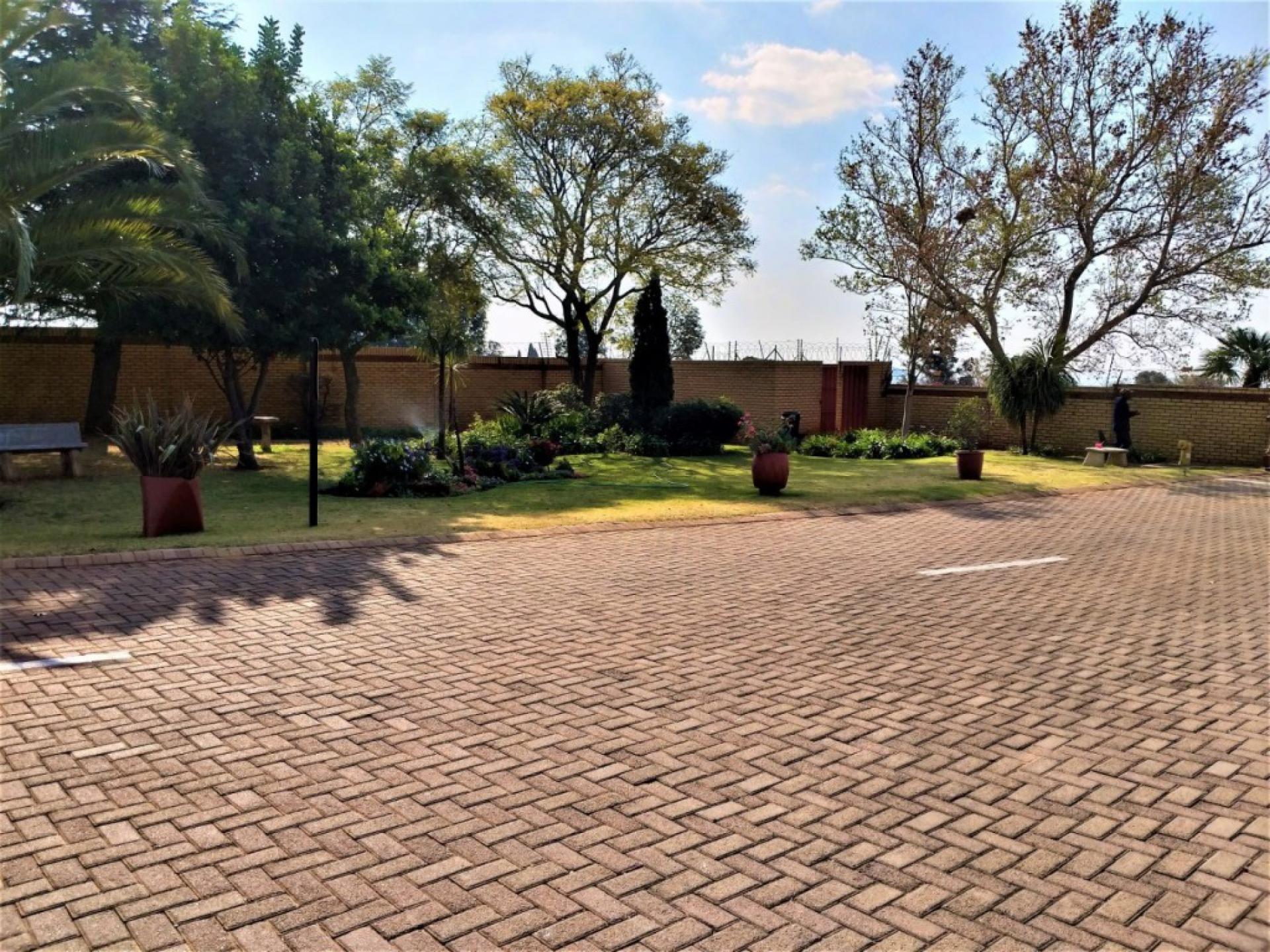  of property in Wilropark