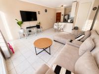  of property in Linmeyer