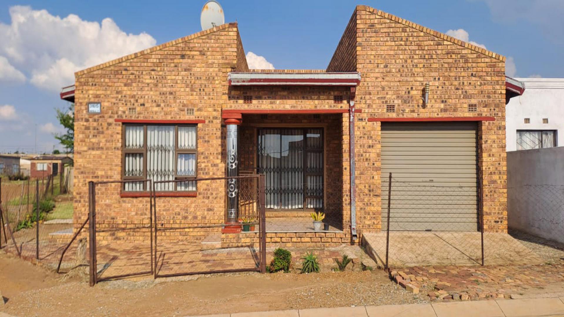 Front View of property in Tsakane