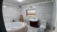 Bathroom 1 of property in Tsakane