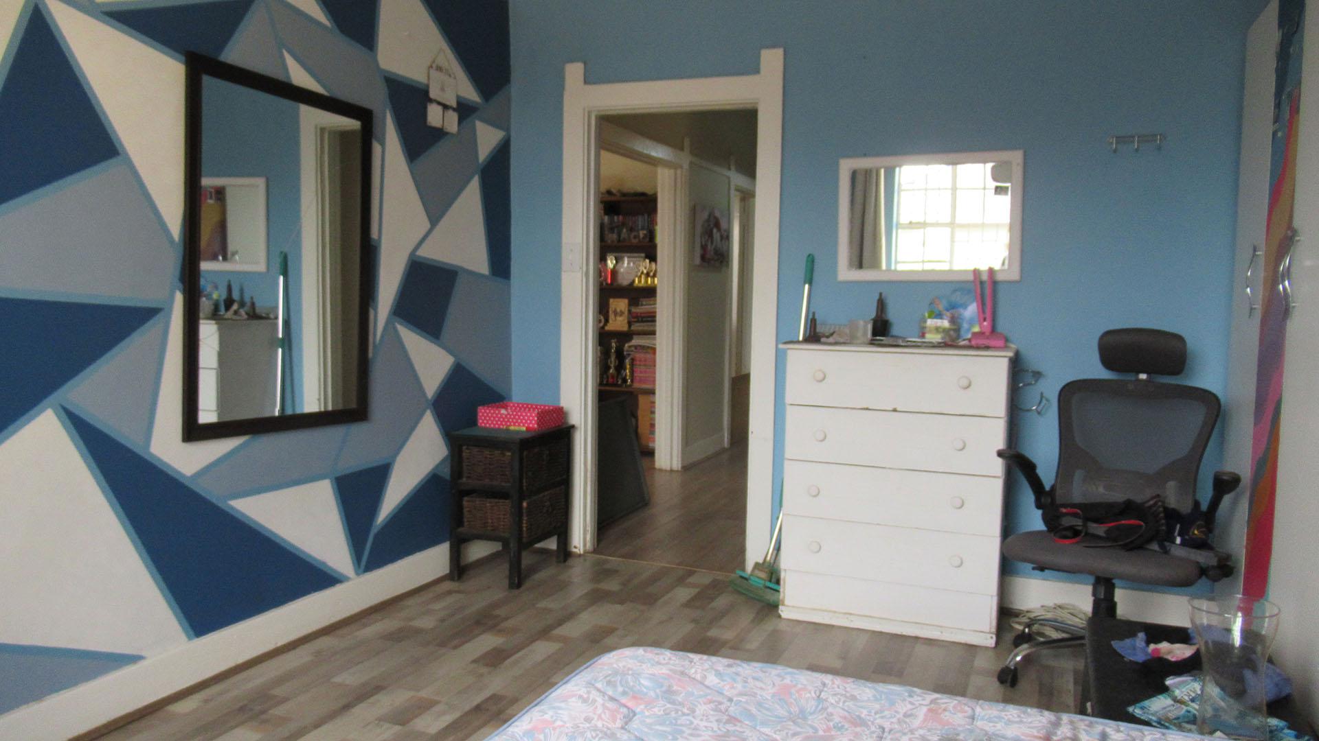 Bed Room 1 - 16 square meters of property in Brakpan