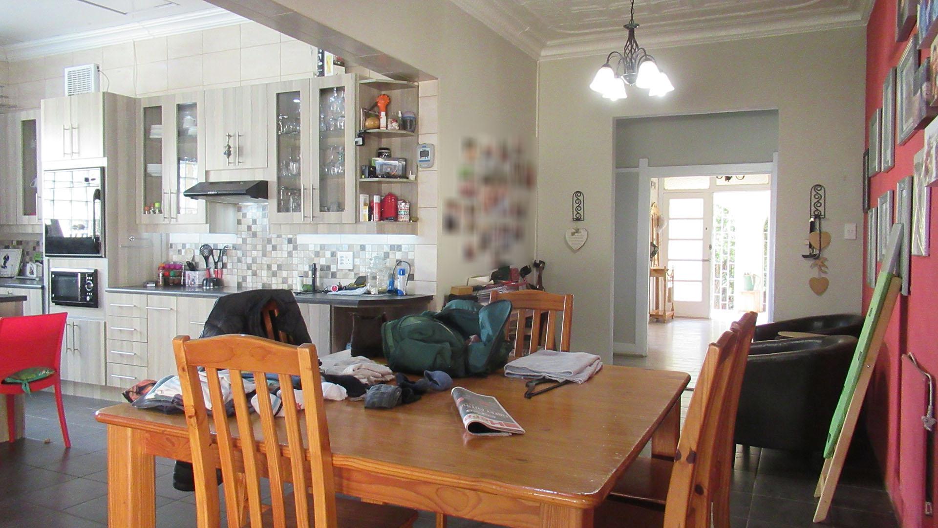 Dining Room - 19 square meters of property in Brakpan