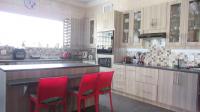 Kitchen - 32 square meters of property in Brakpan
