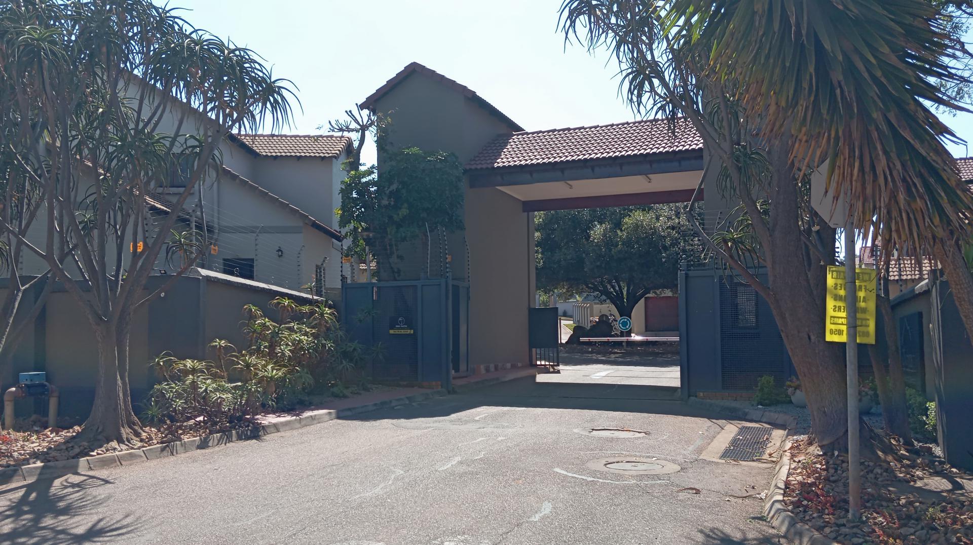 Front View of property in Boardwalk Villas