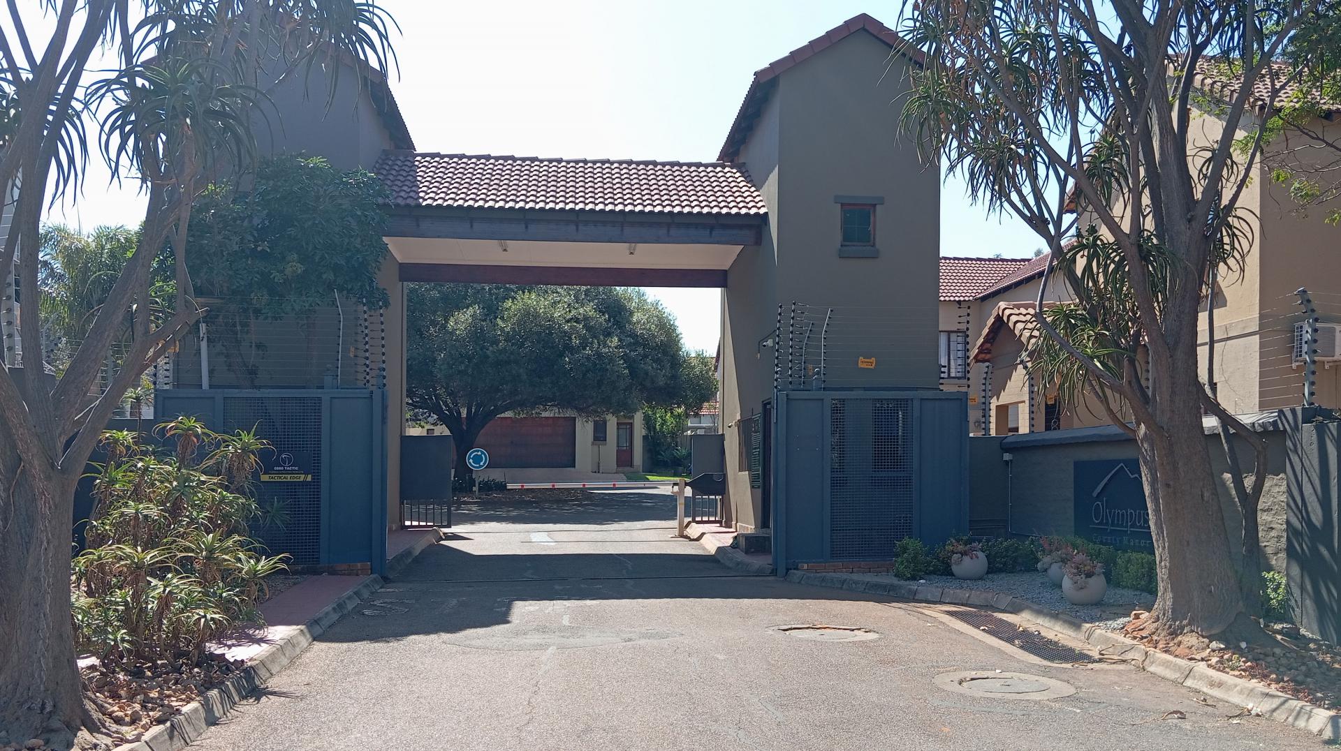 Front View of property in Boardwalk Villas