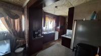 Kitchen of property in Mineralia