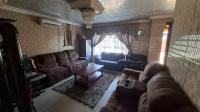 Lounges of property in Mineralia