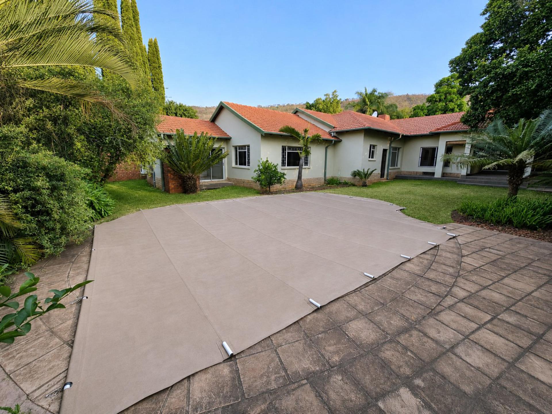  of property in Sinoville