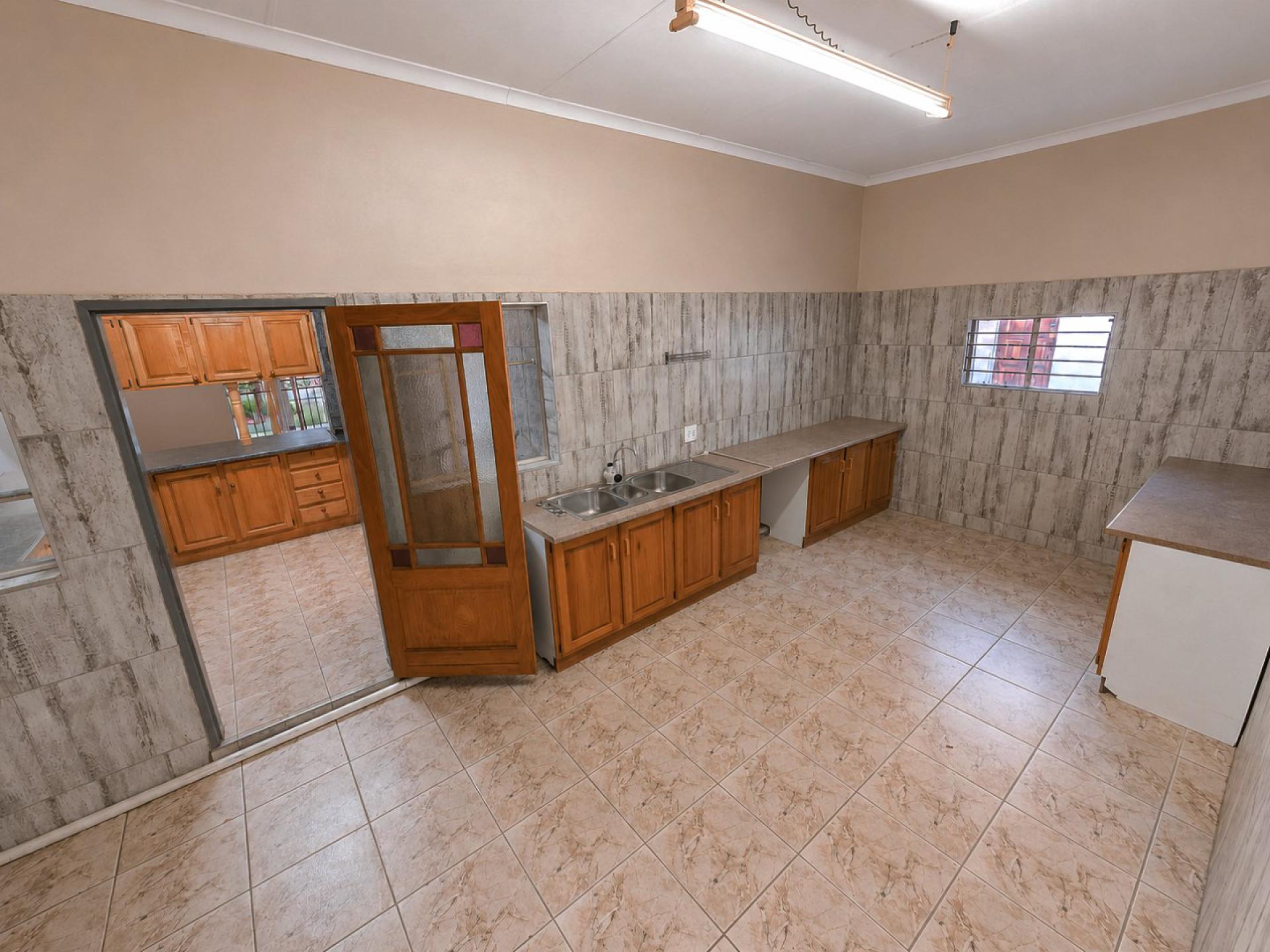  of property in Sinoville