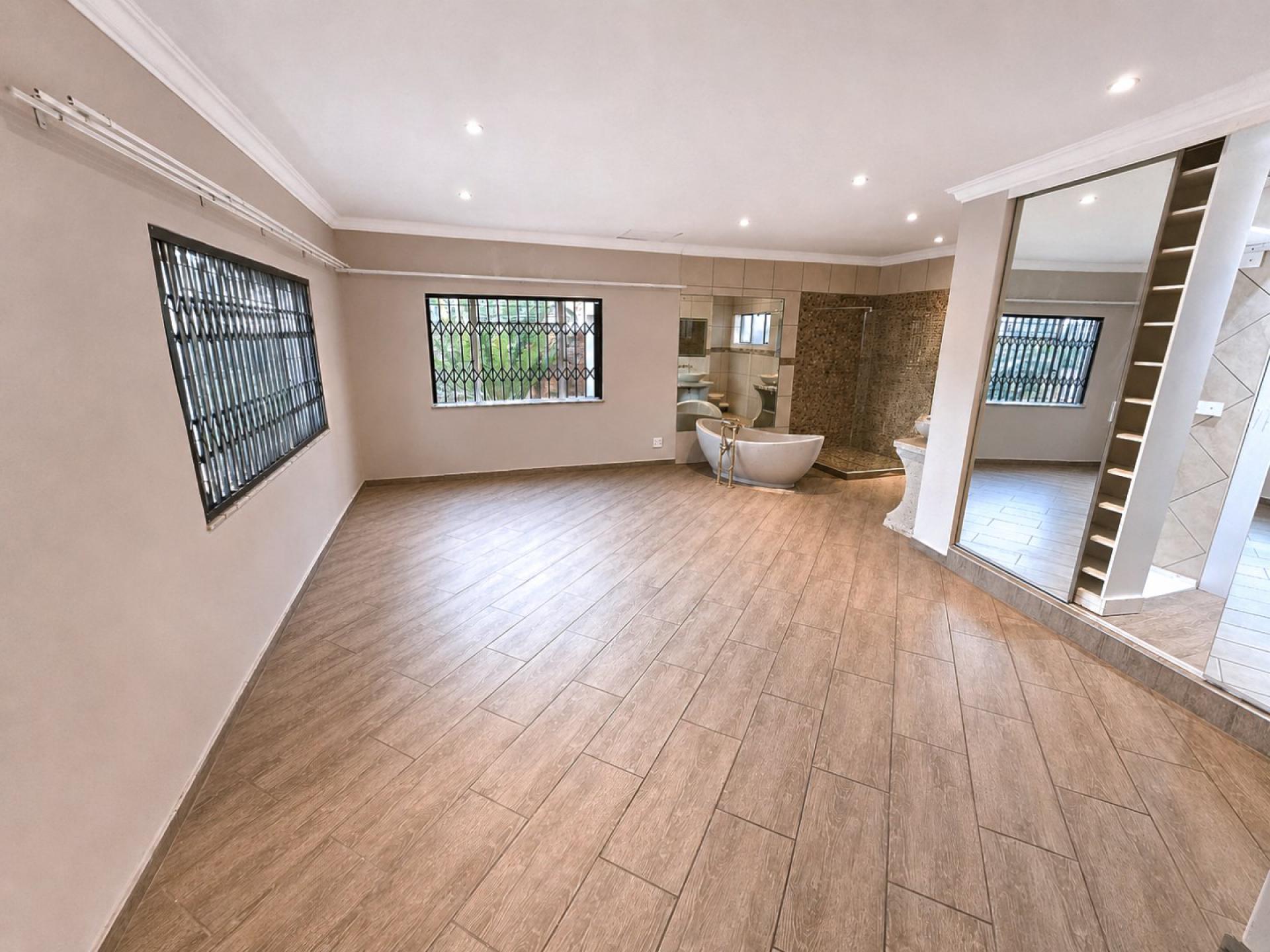  of property in Sinoville