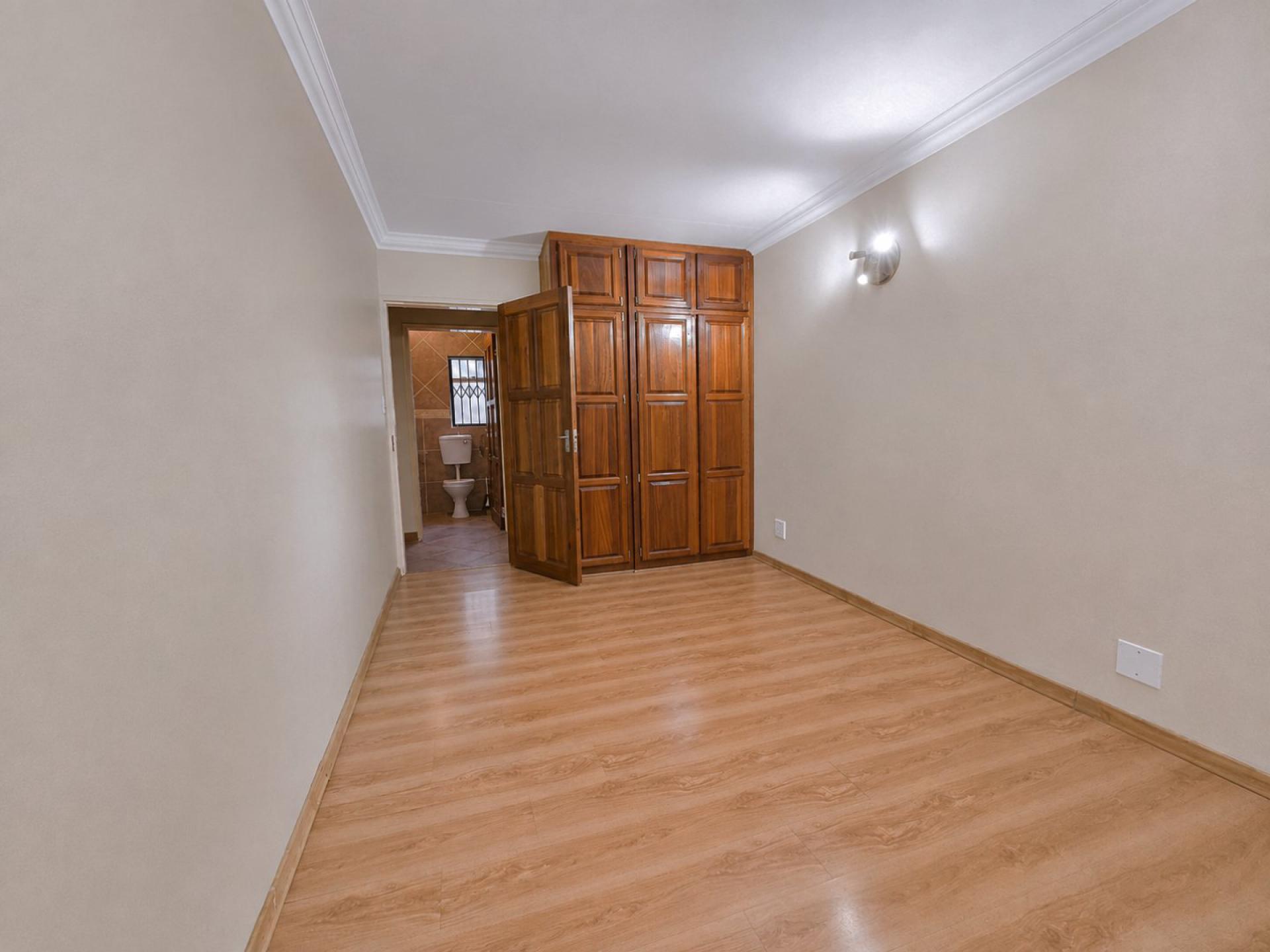  of property in Sinoville