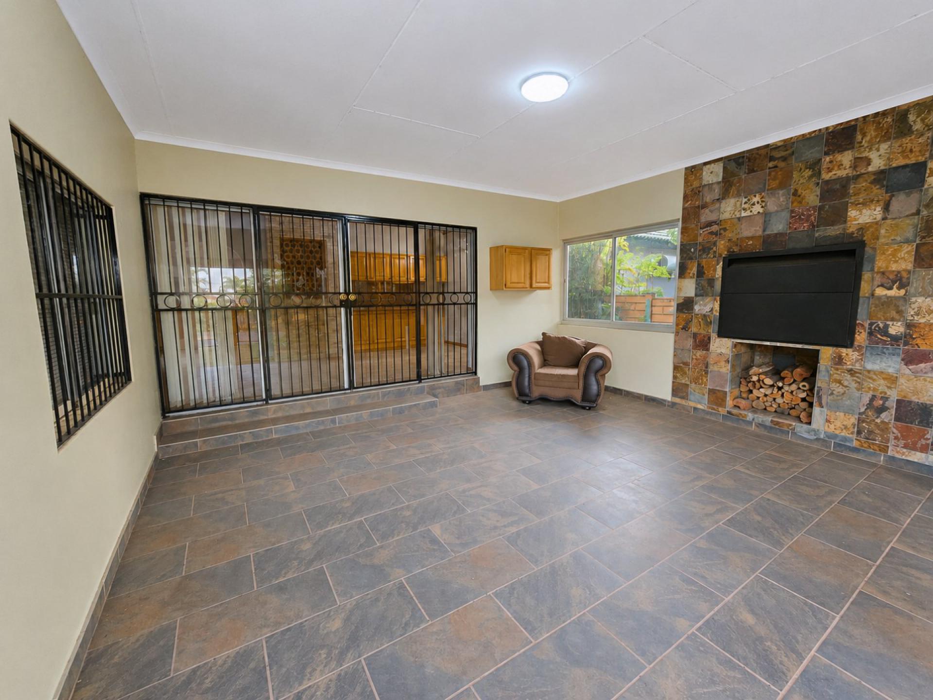  of property in Sinoville