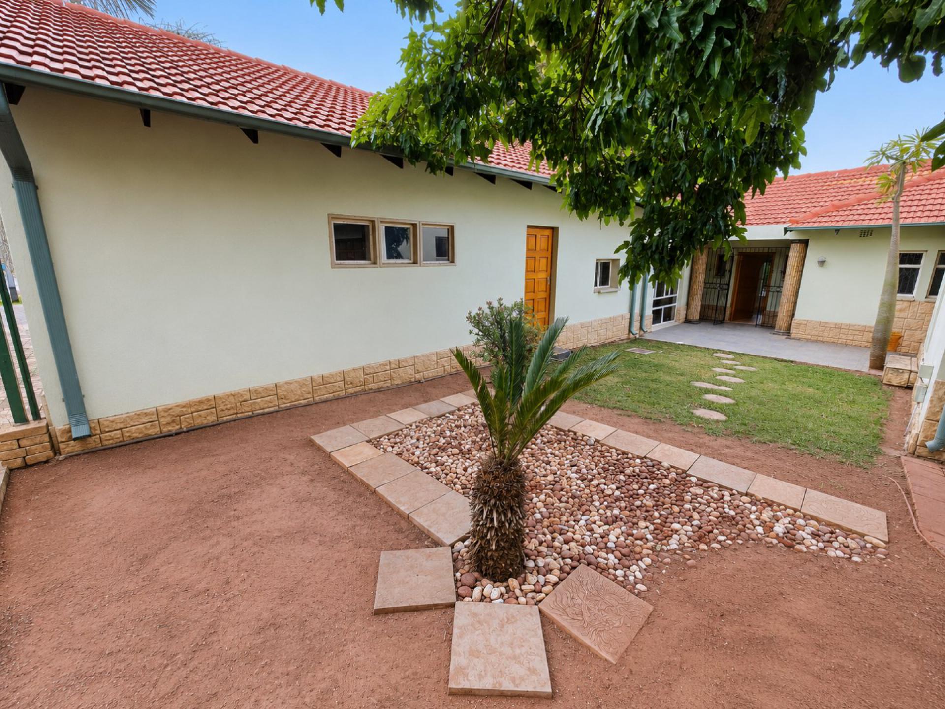  of property in Sinoville
