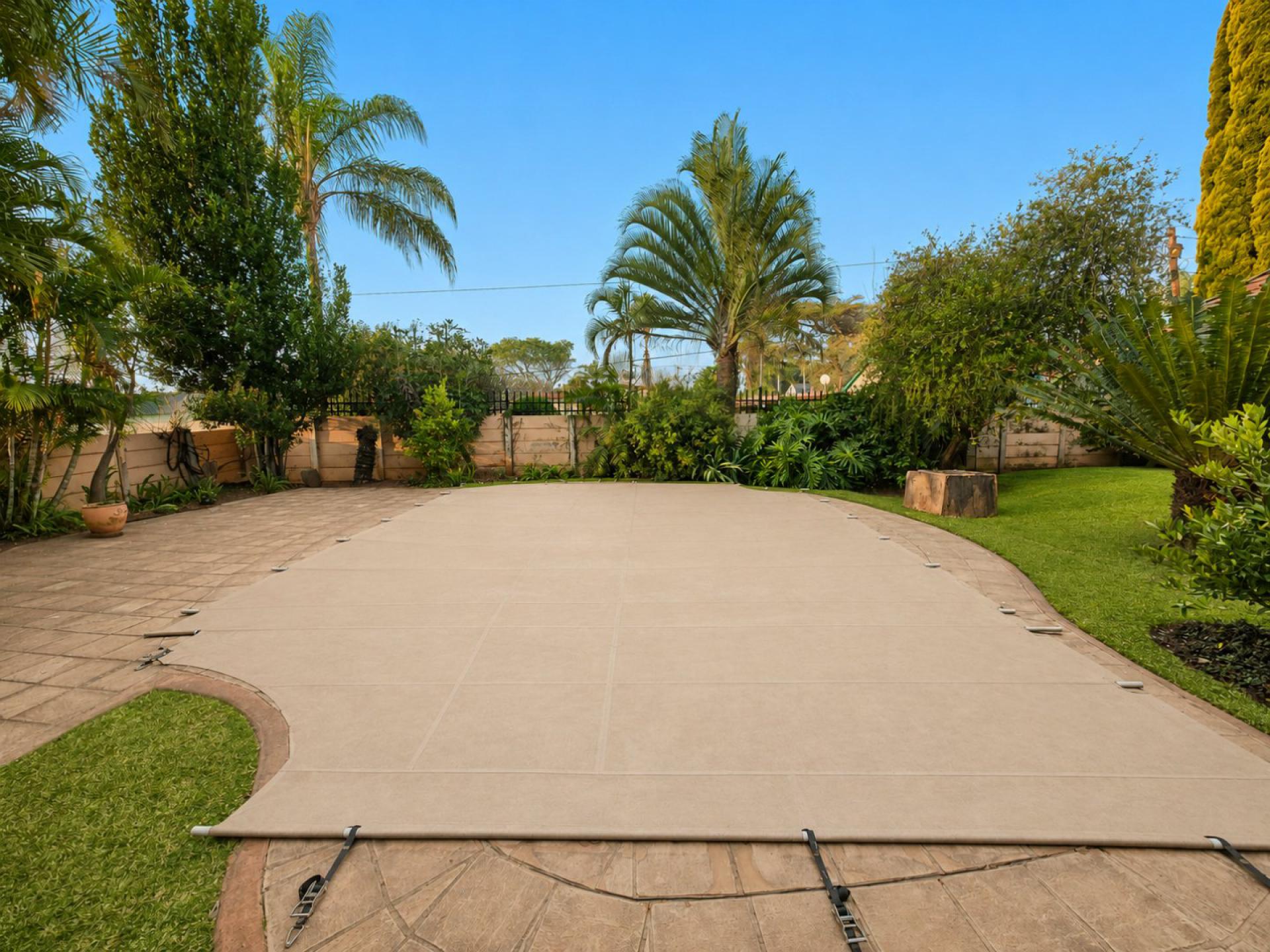  of property in Sinoville