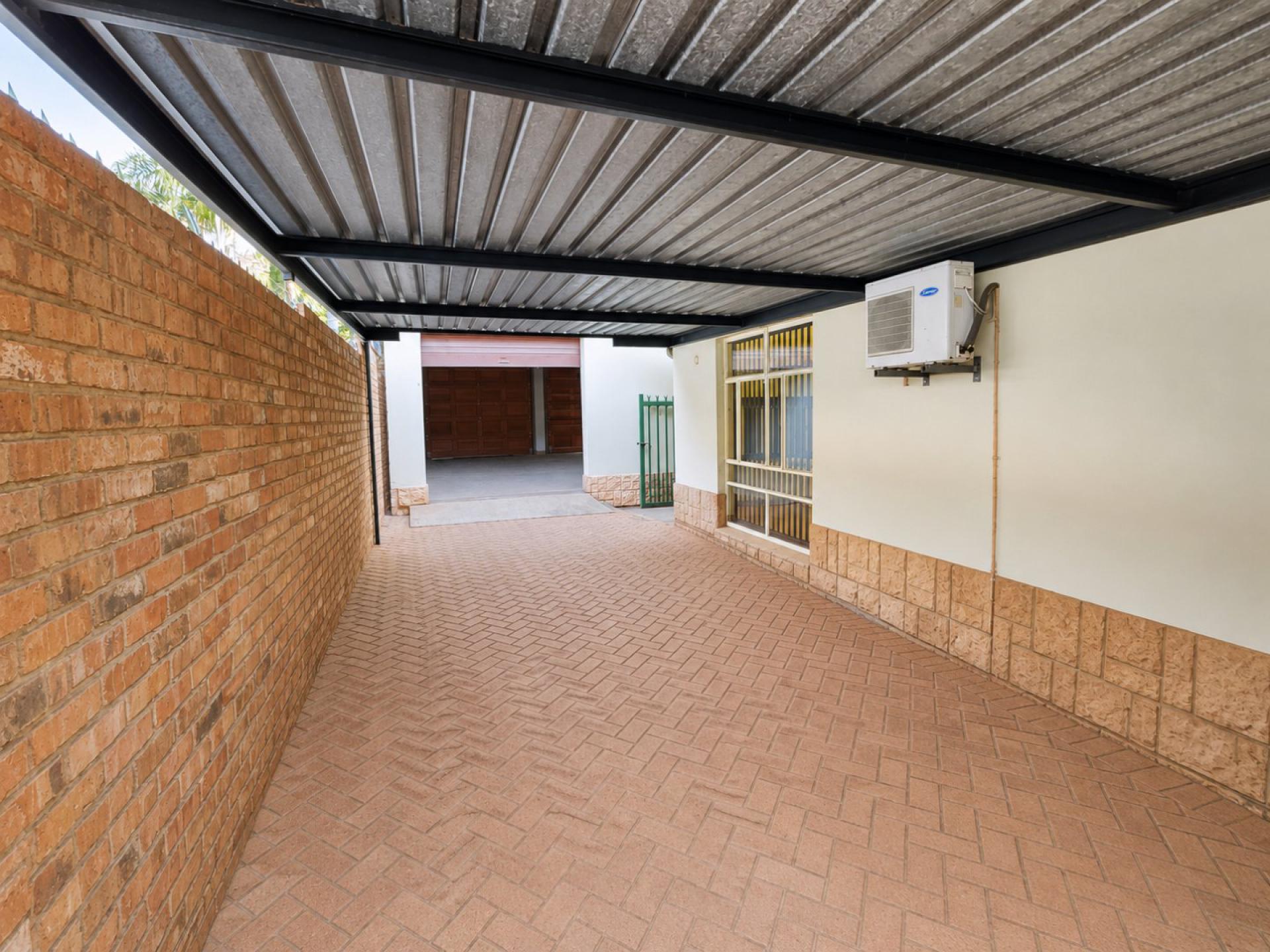  of property in Sinoville