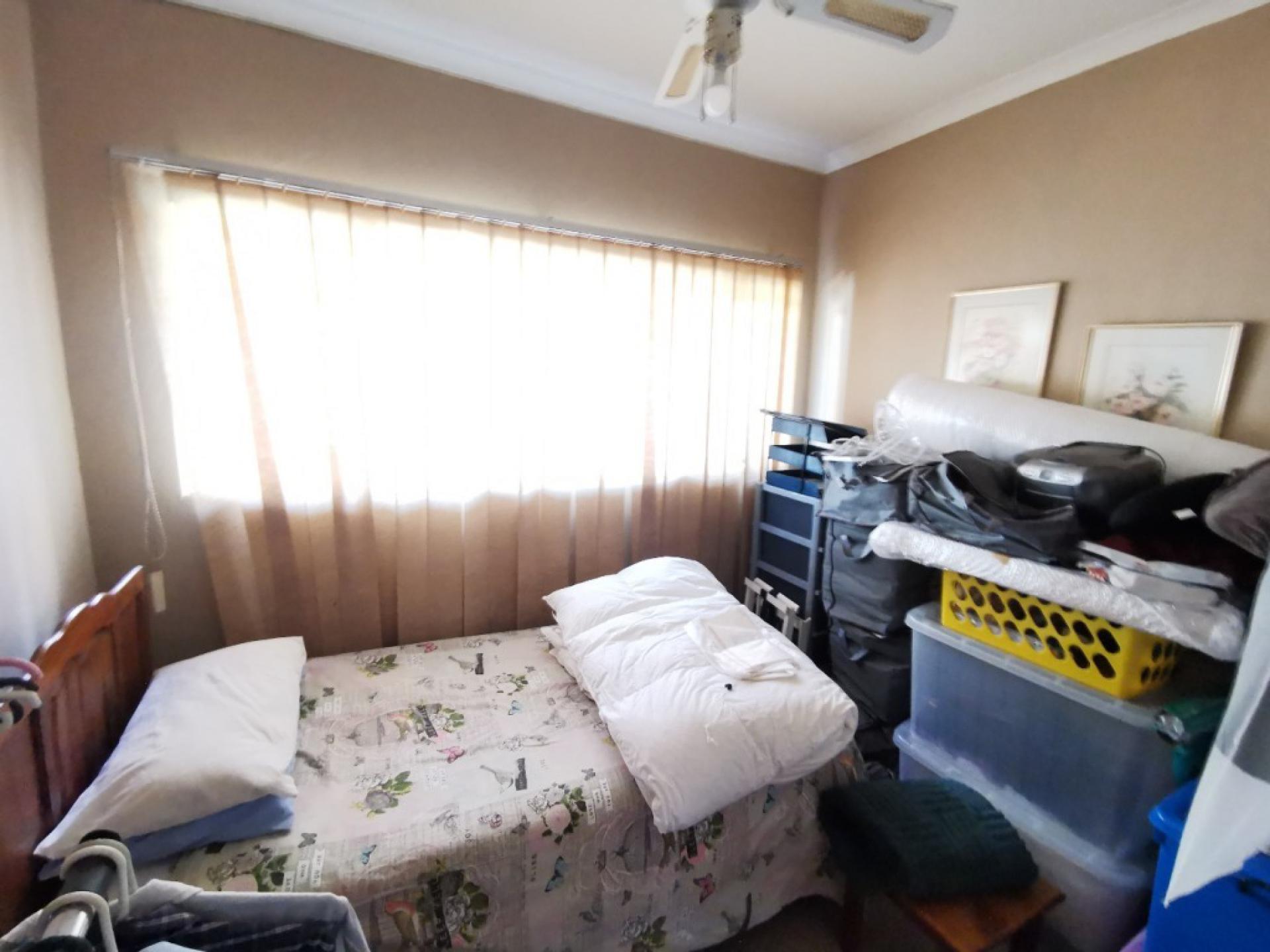  of property in Theresapark