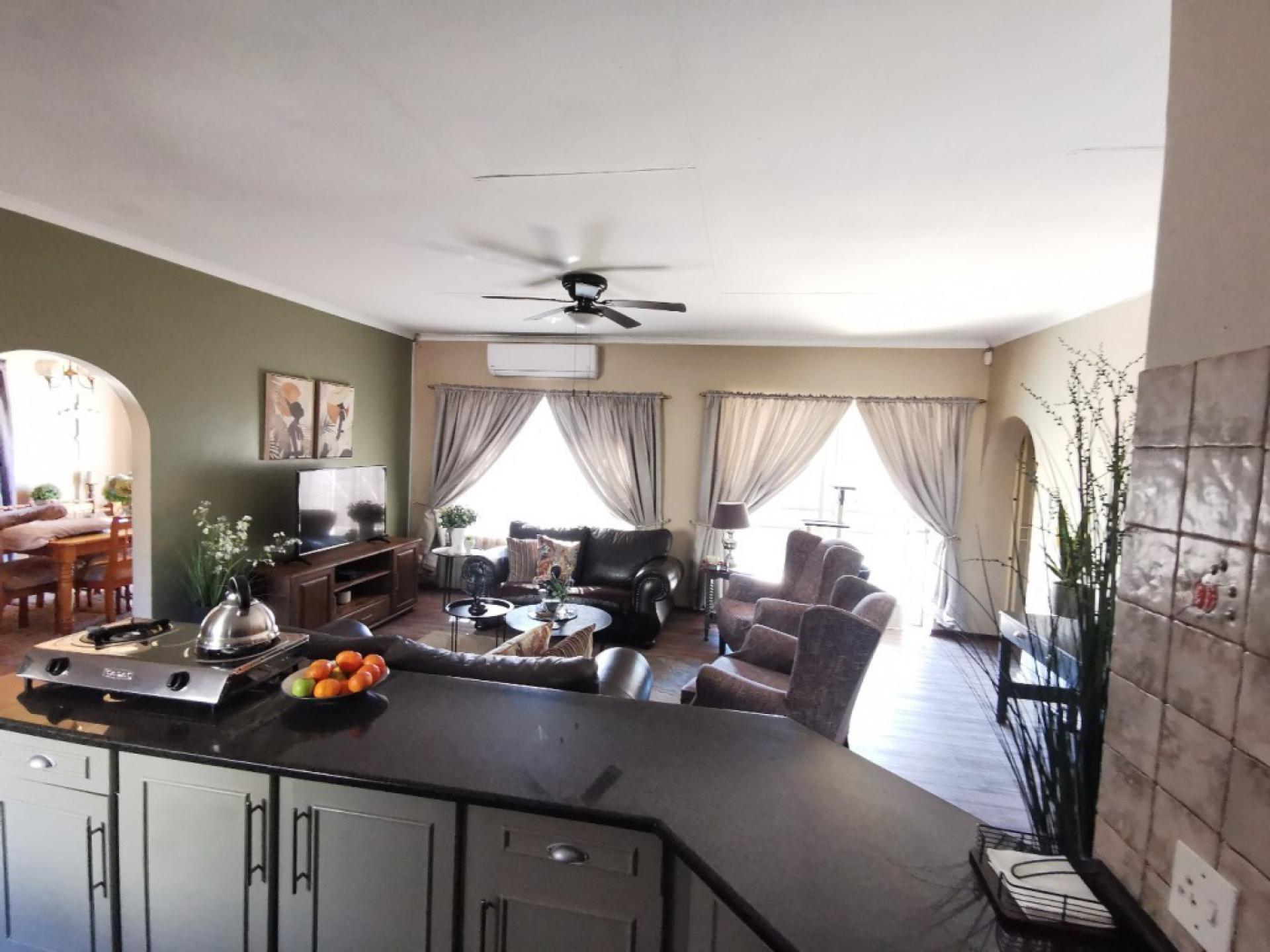  of property in Theresapark