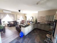  of property in Theresapark