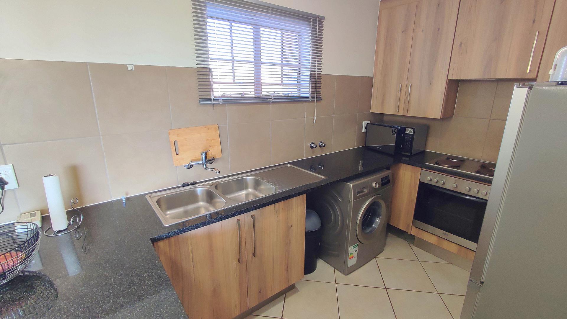  of property in Monavoni