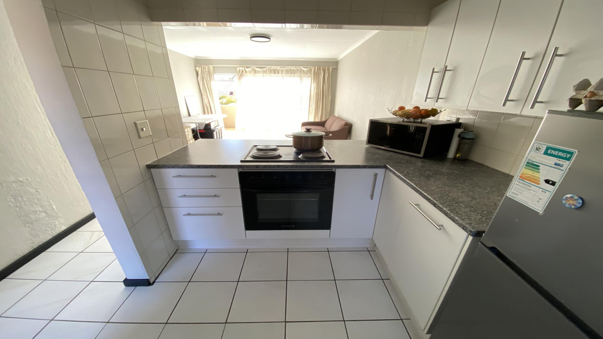 Kitchen of property in Vorna Valley