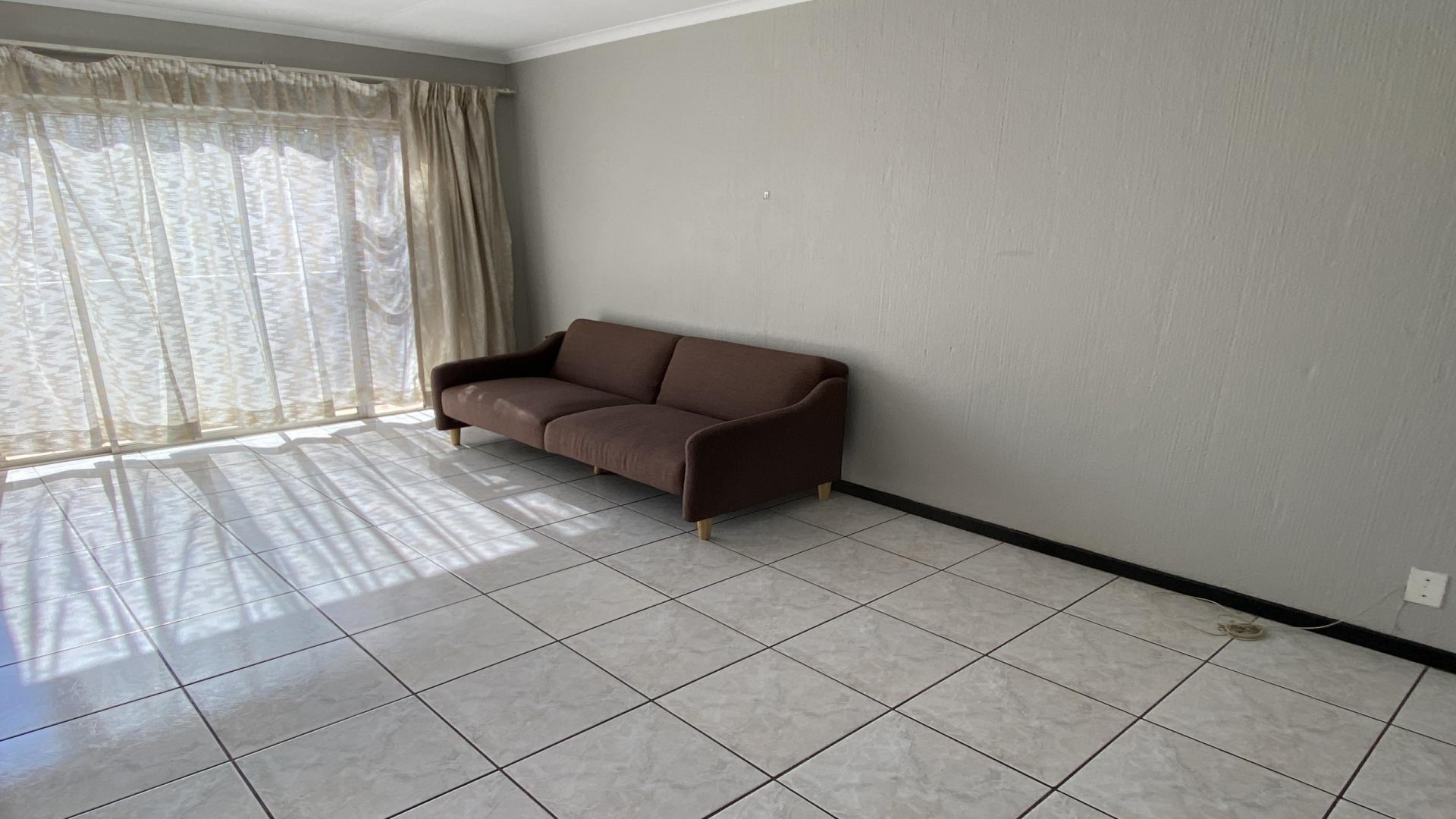 Lounges of property in Vorna Valley