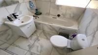 Bathroom 1 of property in Vorna Valley
